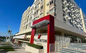 Fullerton Suites